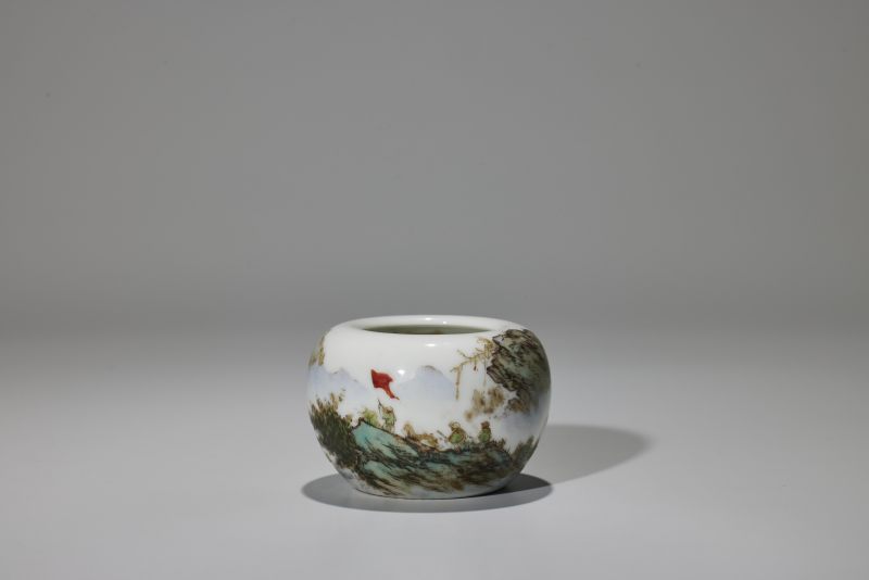 清  粉彩山水纹水盂 - 图2