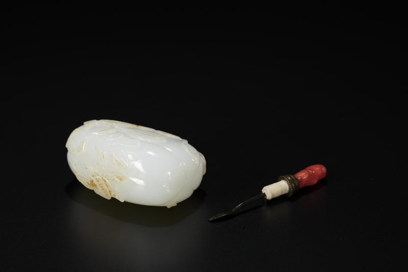 清  白玉瓜瓞绵绵鼻烟壶 - 图8