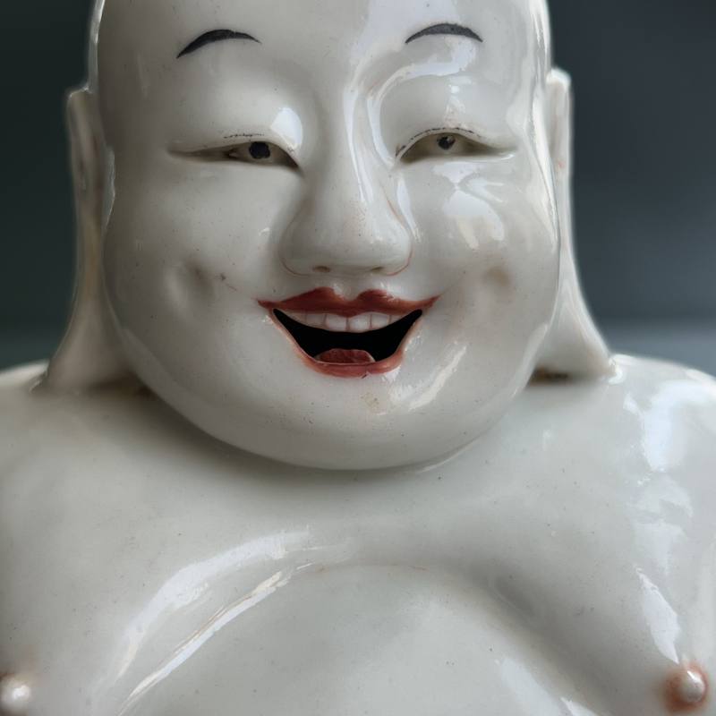 清雍正 粉彩瓷塑弥勒像 - 图9