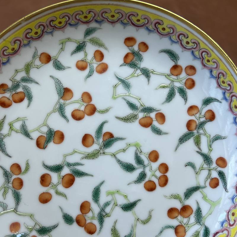 清光绪 粉彩樱桃纹盘 - 图7