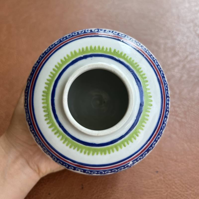清乾隆 多色料彩穿花龙纹盖罐 - 图8