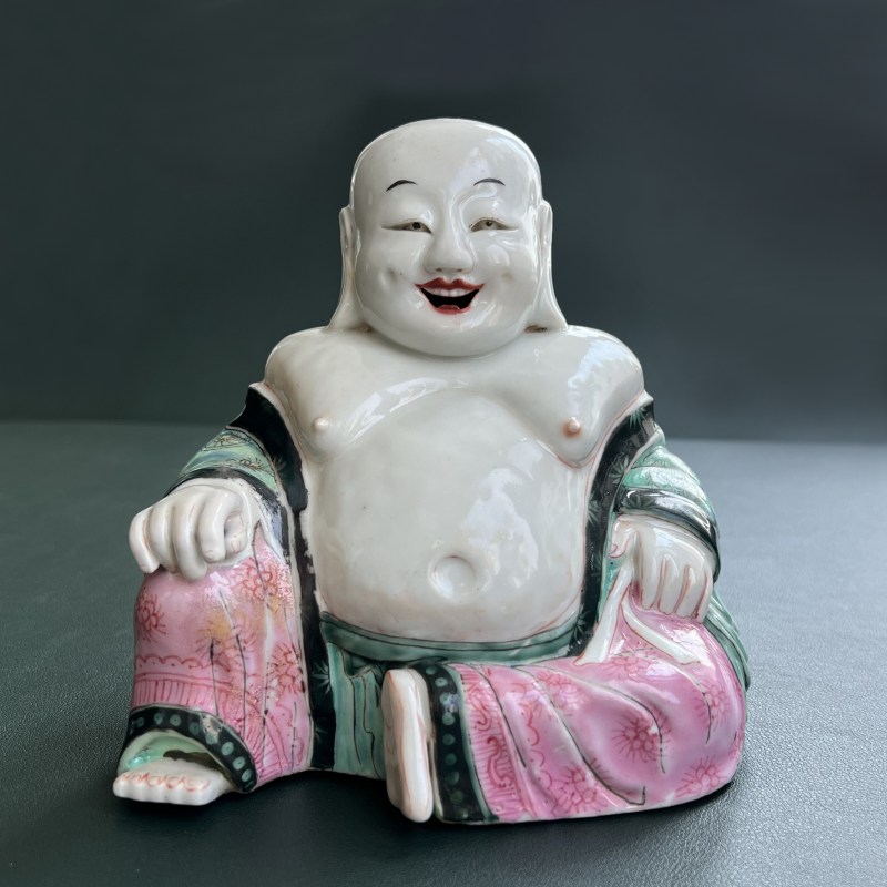 清雍正 粉彩瓷塑弥勒像 - 图2