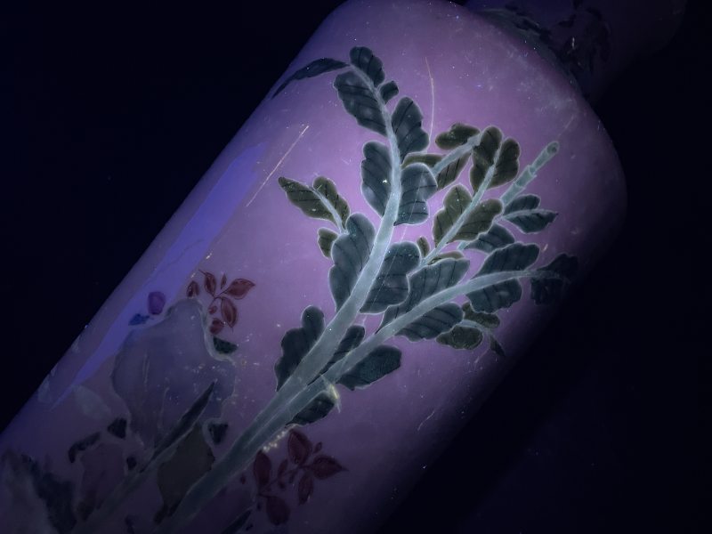 清雍正 粉彩西厢记人物故事图棒槌瓶 - 图12