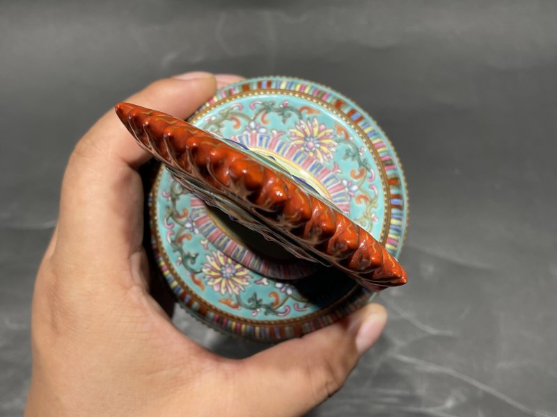 清乾隆 御制绿地洋彩描金八吉祥供器 - 图10