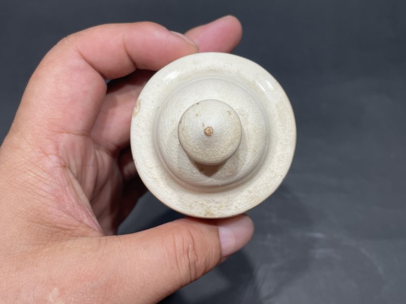 明 登封窑刻花执壶 - 图4