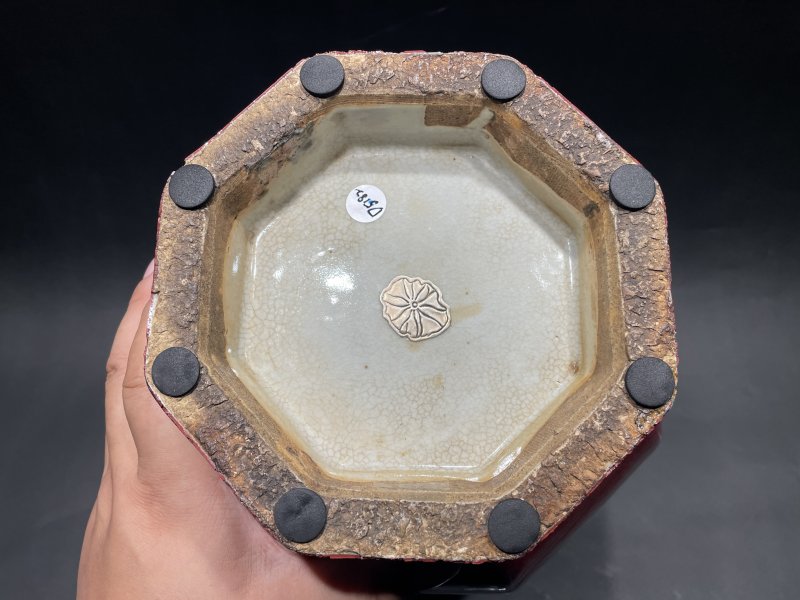 清雍正 窑变红釉八方瓶 - 图10