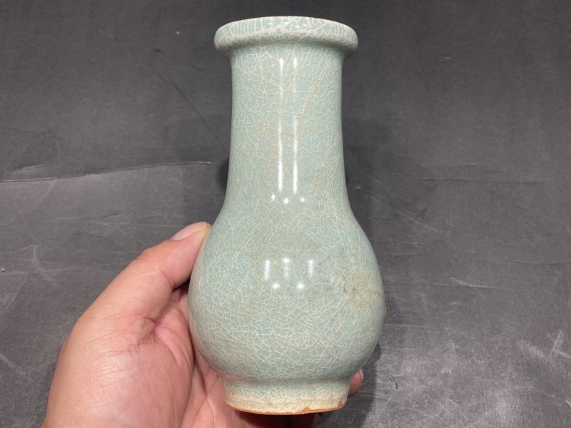 明 龙泉官粉青釉箸瓶（溪口窑） - 图2