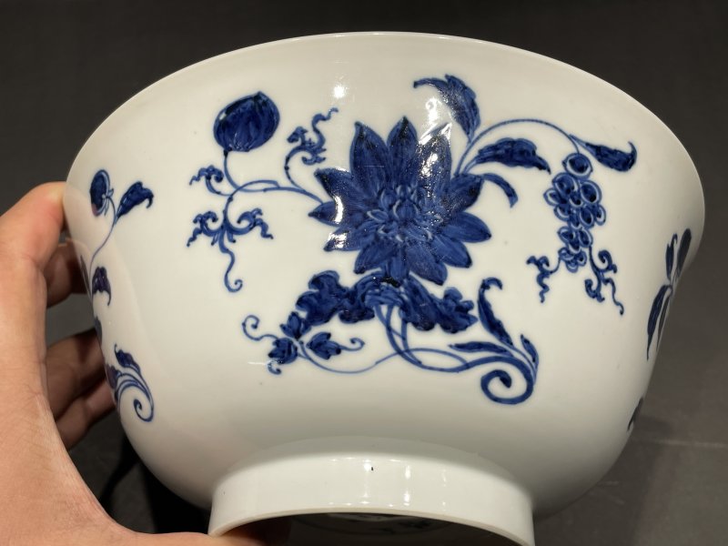 清康熙 仿宣窑青花折枝花纹纹碗 - 图3