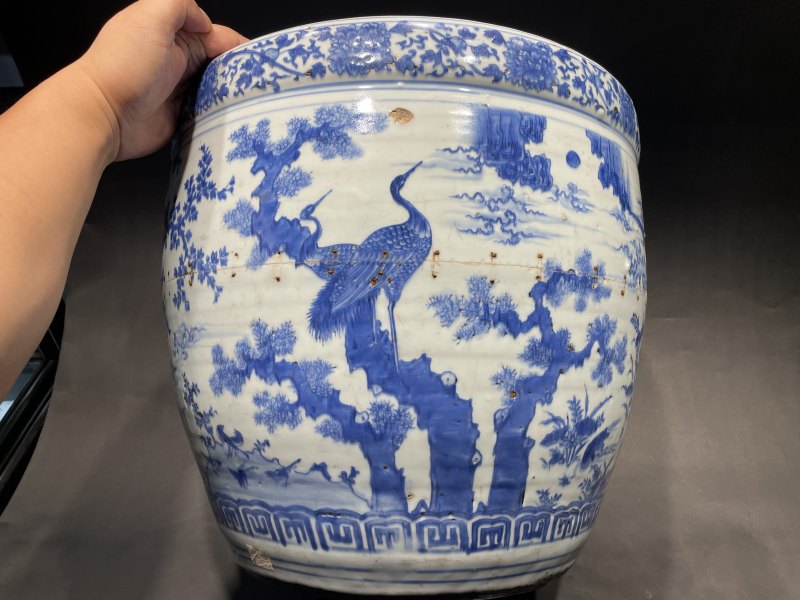 明嘉靖 青花五伦图大缸 - 图4