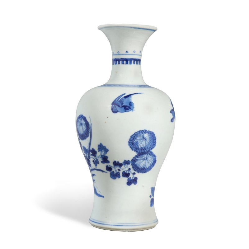 清康熙 青花花蝶圖瓶 - 图3