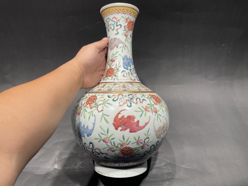 清光绪 粉彩福寿纹赏瓶一对 - 图15
