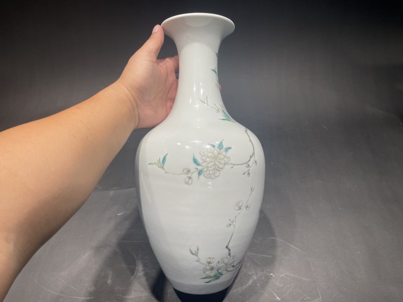清雍正 御制粉彩碧桃花观音尊 - 图4