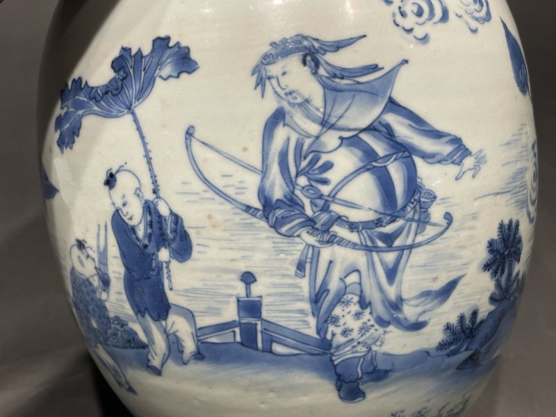 明崇祯 青花张仙送子图莲子罐 - 图7