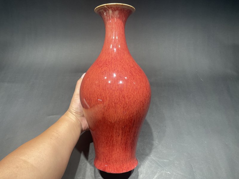 清雍正 钧红釉橄榄瓶 - 图5