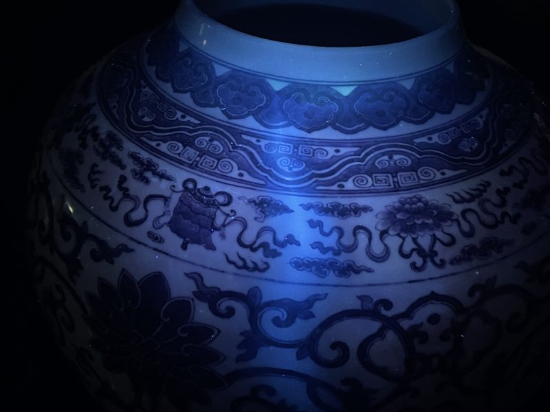 清光绪 青花缠枝莲纹大罐（带盖） - 图19