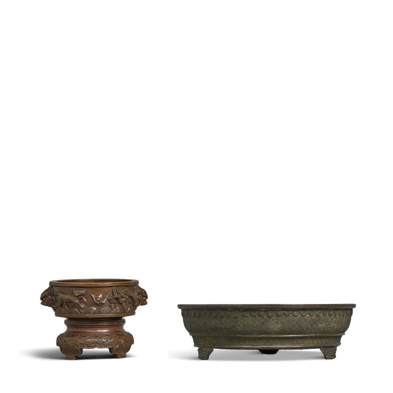 清 銅三足香盤 | TWO BRONZE VESSELS