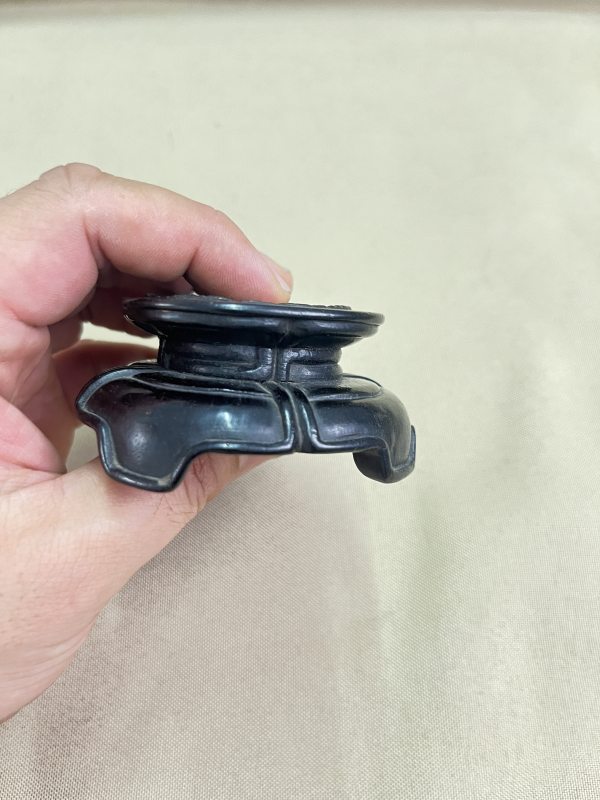紫檀绳纹圆形器座 - 图6