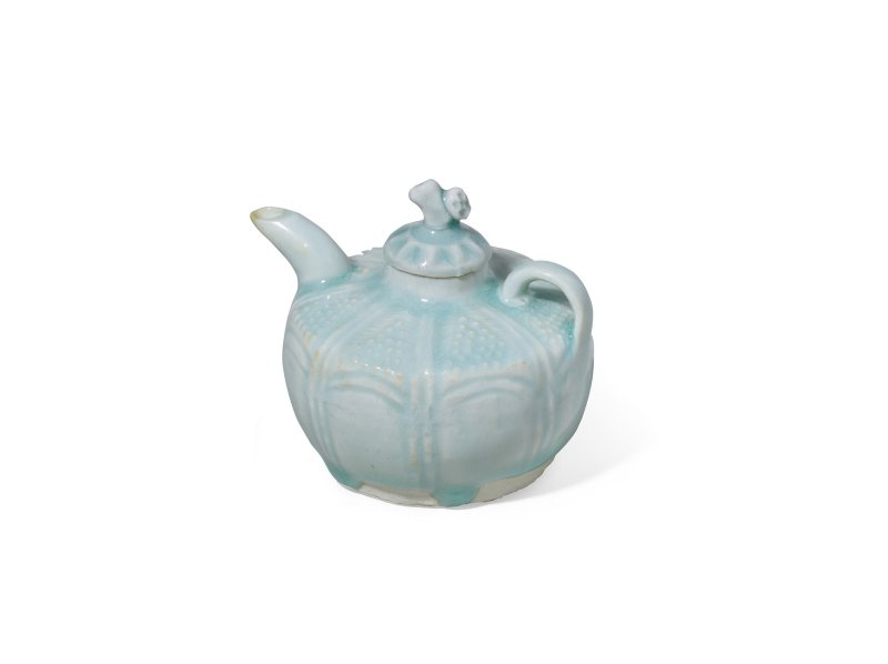 明 湖田窑并蒂莲水注