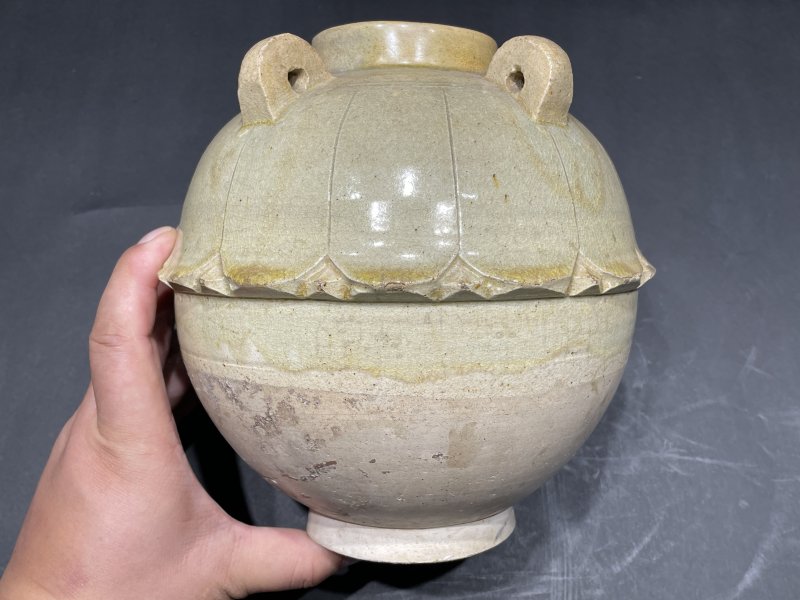 明 博山窑四系莲瓣罐 - 图5
