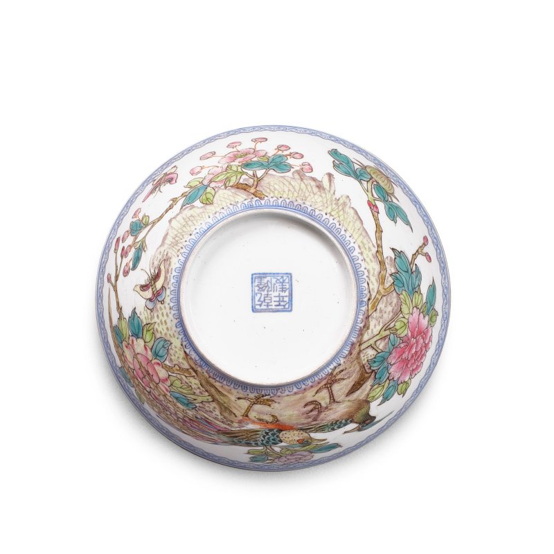 二十世紀 粉彩薄胎花鳥紋盌 | A FAMILLE-ROSE 'EGG-SHELL' BOWL - 图6