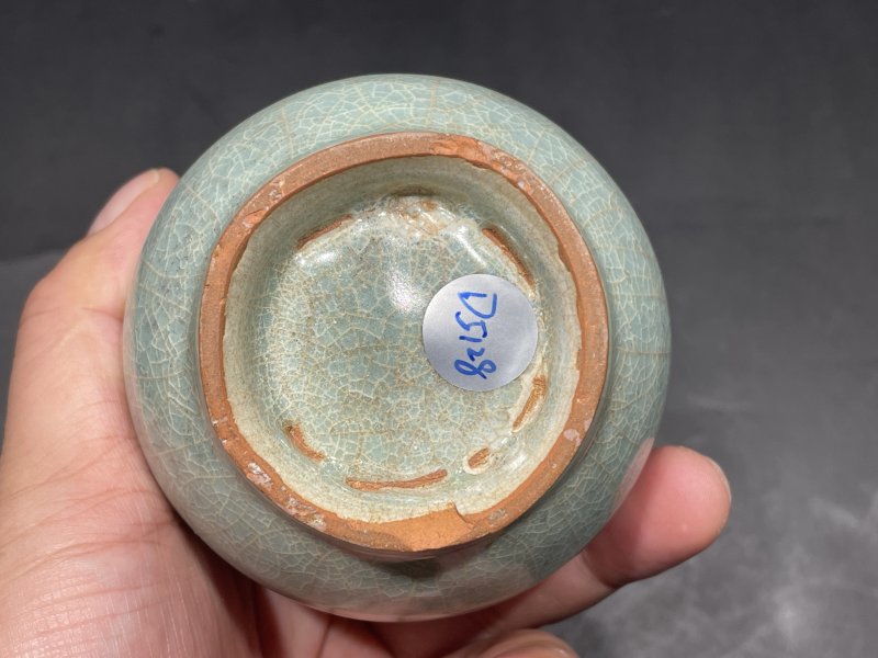 明 龙泉官粉青釉箸瓶（溪口窑） - 图10