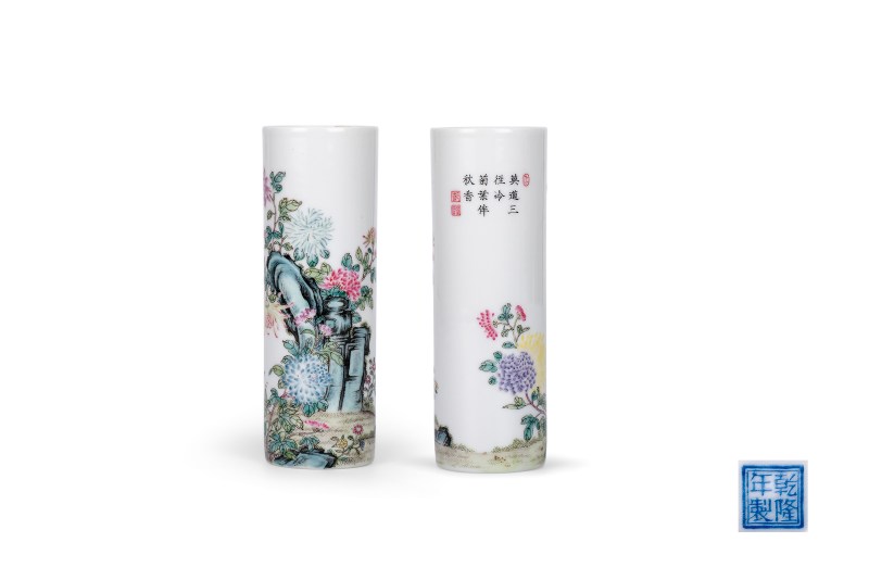 珐琅彩花卉诗文香筒