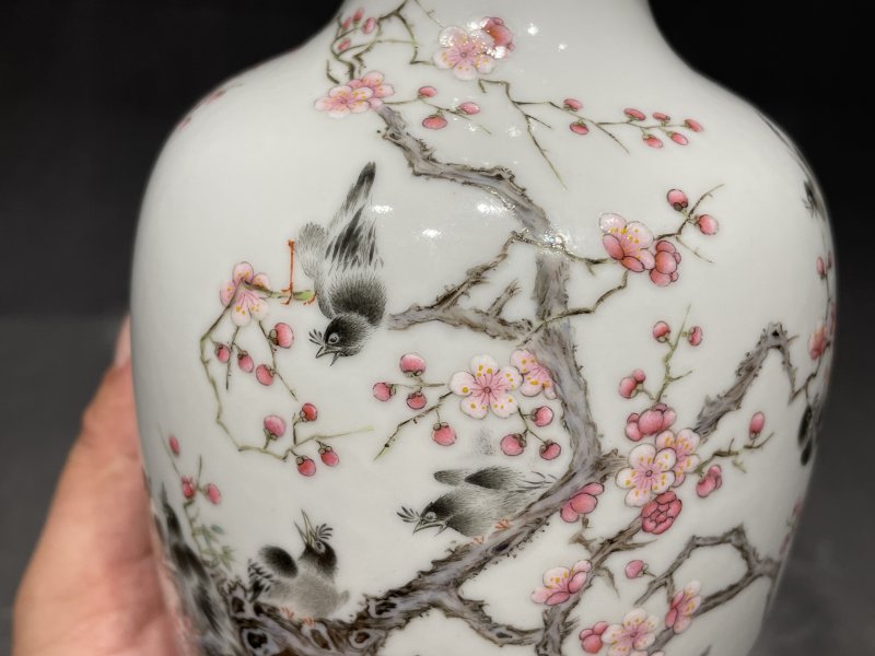 民国 粉彩月月见喜图灯笼瓶 - 图8