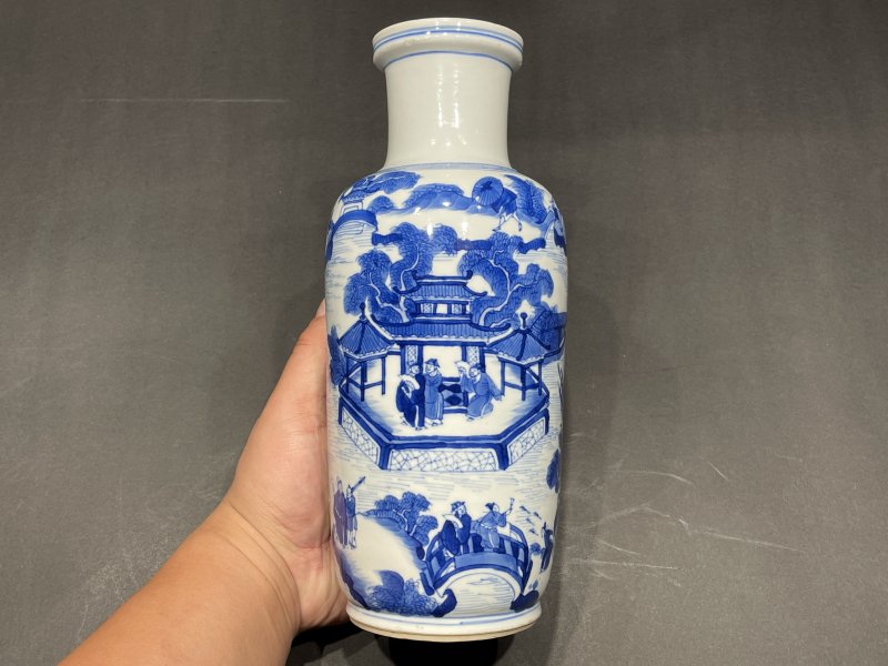 清康熙 青花“西湖十景”图棒槌瓶 - 图2