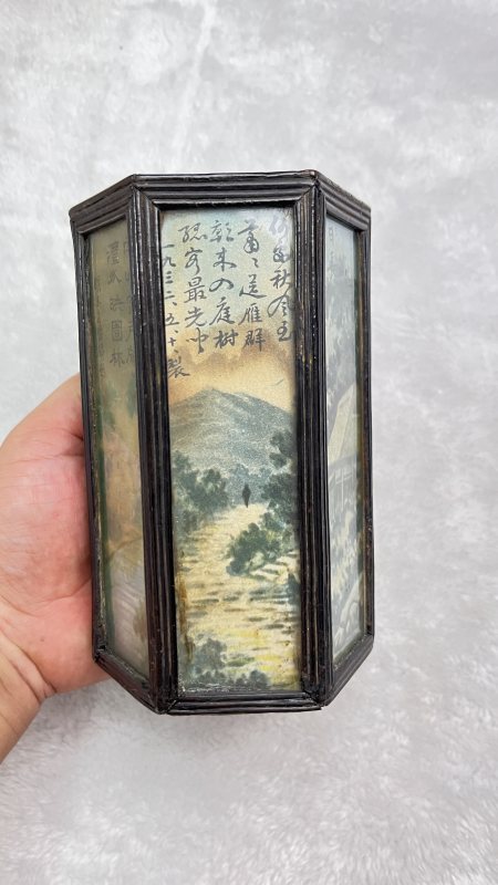 木胎玻璃画山水诗文六方笔筒 - 图4