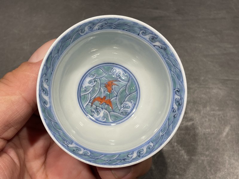 清雍正 斗彩福山寿海杯一对 - 图6
