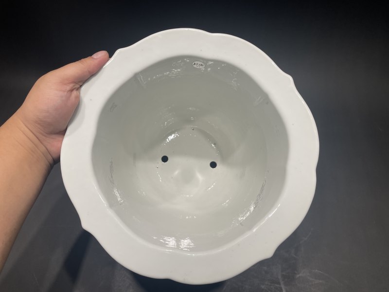 民国 粉彩折枝梅花花口花盆一对 - 图19