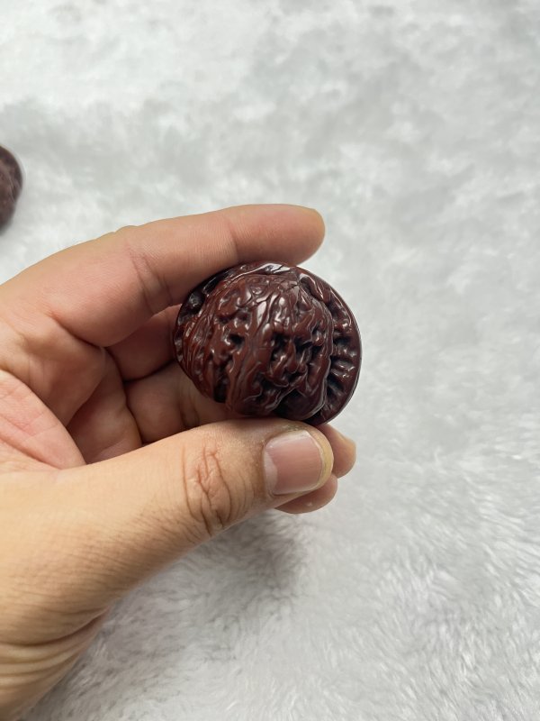 狮子头核桃手捻一对 - 图7