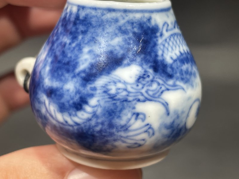 清乾隆 唐英风格青花云龙三现鸟食罐 - 图6
