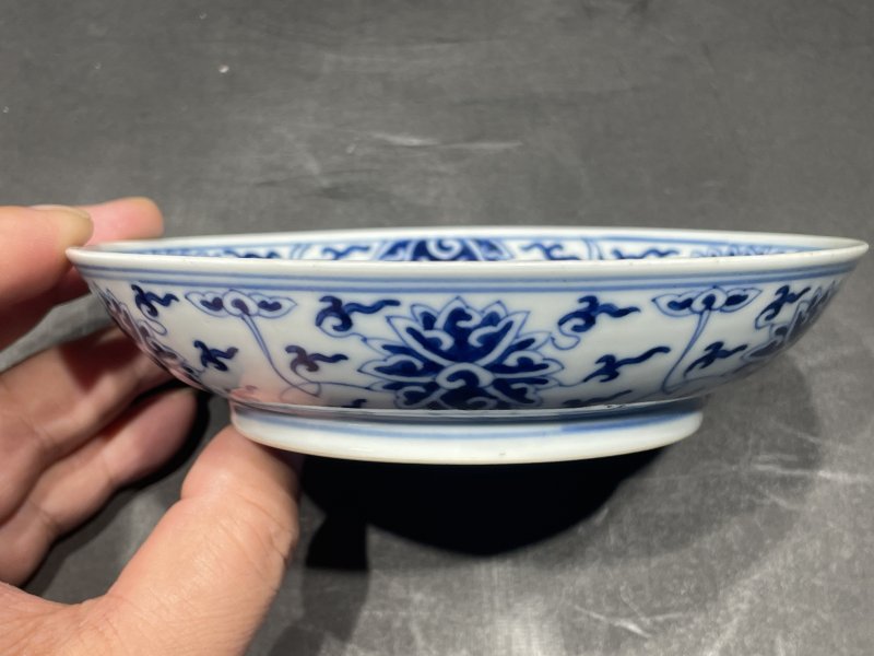清光绪 青花缠枝莲纹盘一对 - 图6