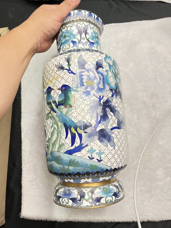 景泰蓝富贵牡丹图灯笼瓶 - 图3