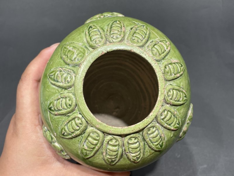 明 巩县窑贴塑宝象花蝉纹罐 - 图8