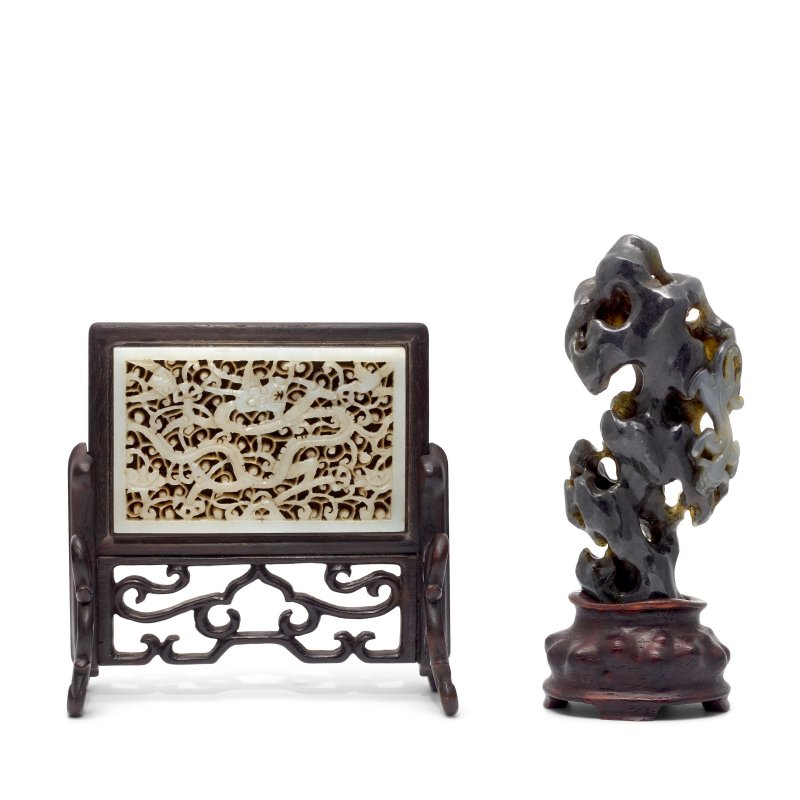 鏤空刻龍白玉帶板 及 黑白玉刻賞石 | TWO JADE CARVINGS