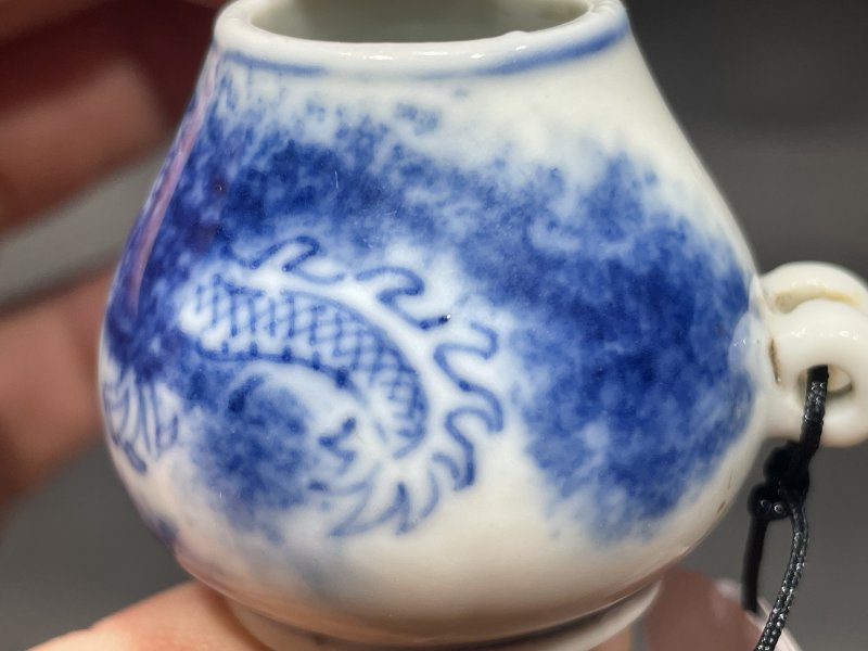 清乾隆 唐英风格青花云龙三现鸟食罐 - 图8