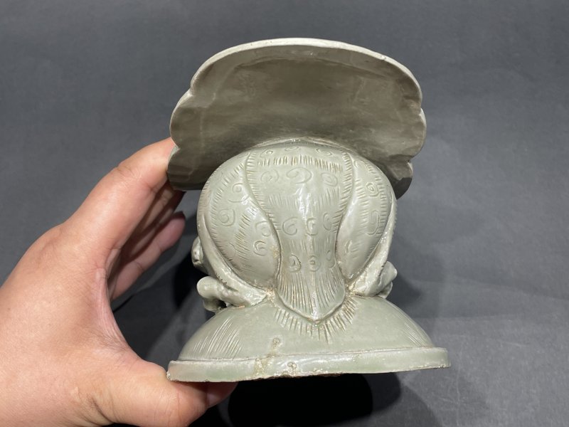 明 越窑青瓷鹿型脉枕 - 图3