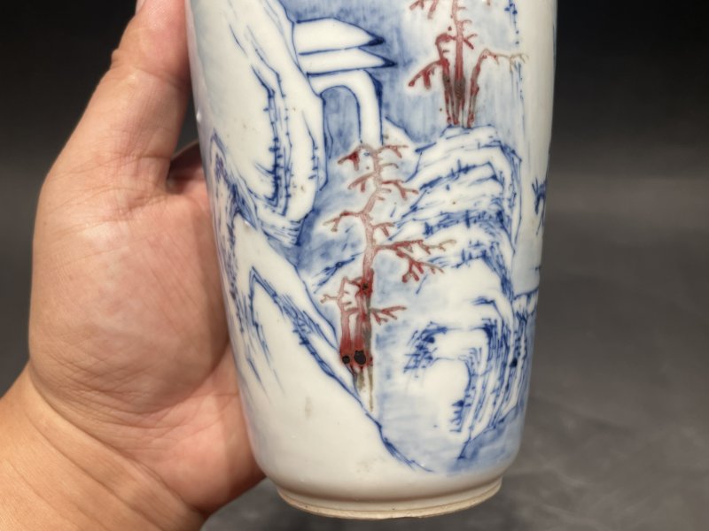 清晚期 青花釉里红踏雪寻梅双耳瓶 - 图6