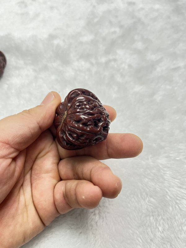 狮子头核桃手捻一对 - 图10