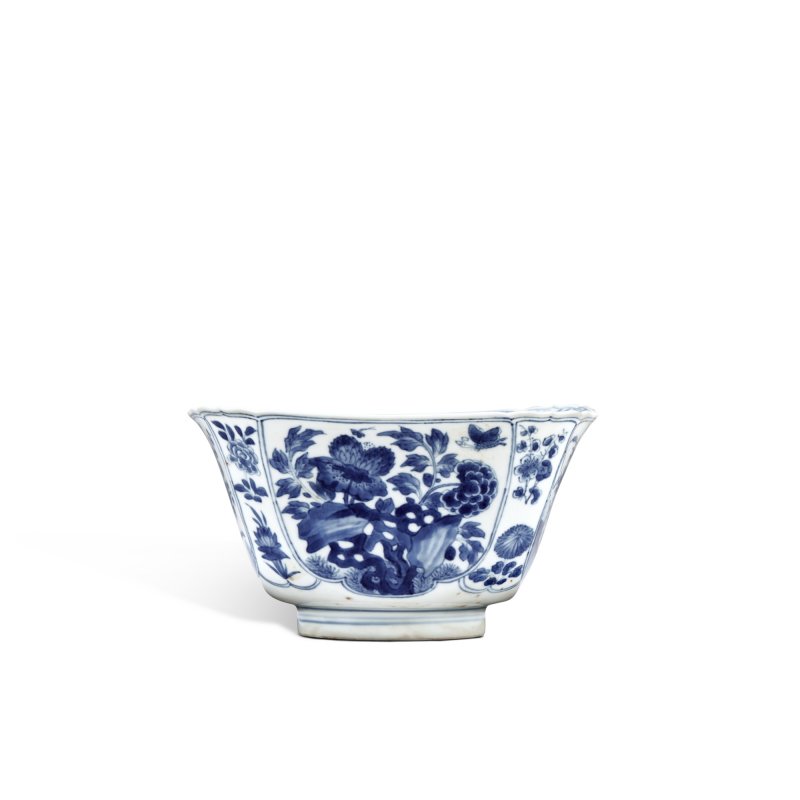 清康熙 青花開光花卉紋四方倭角盌 - 图3