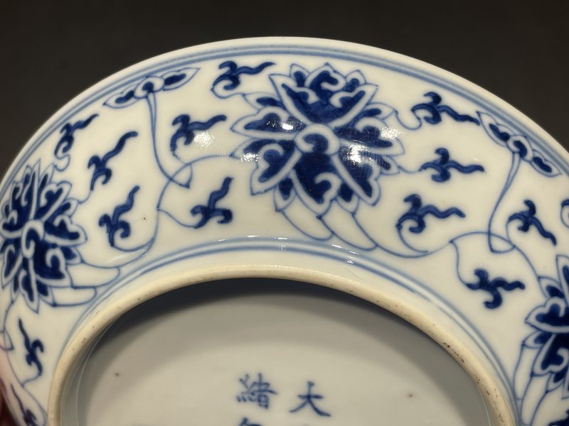 清光绪 青花缠枝莲纹盘一对 - 图8