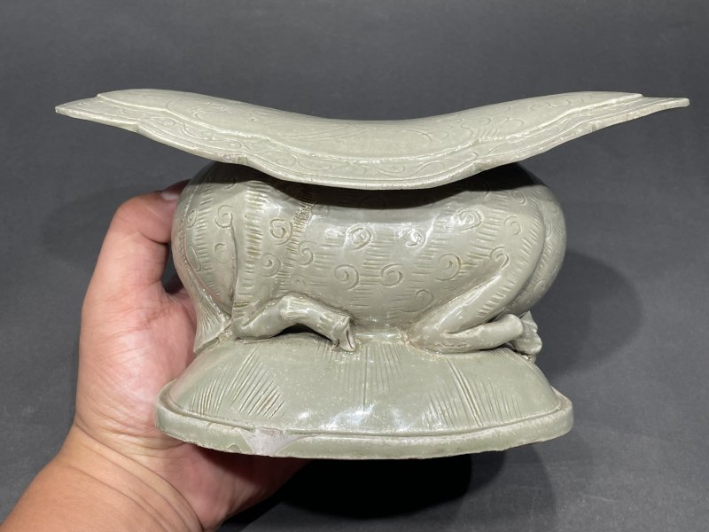 明 越窑青瓷鹿型脉枕 - 图4