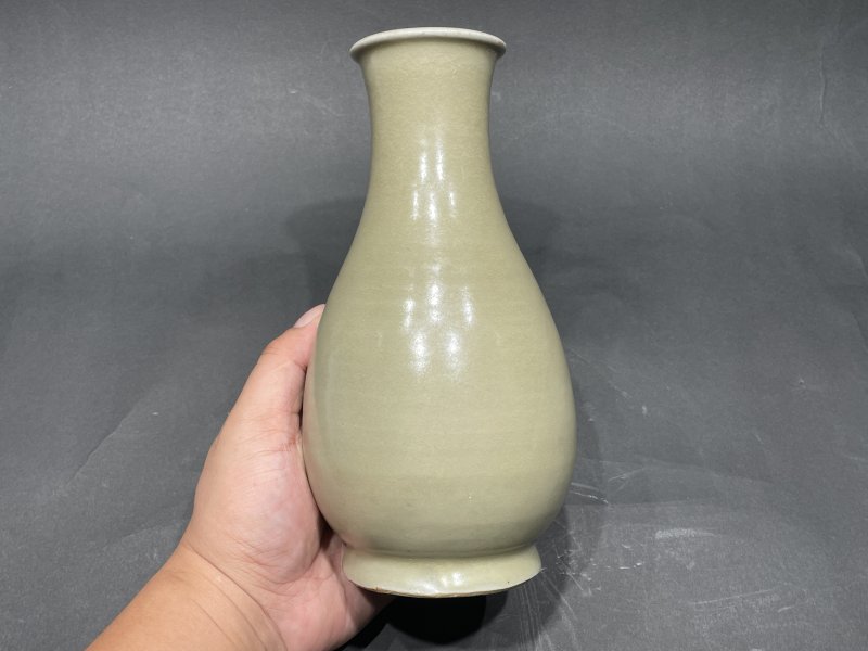 明 龙泉窑鹅颈瓶 - 图5