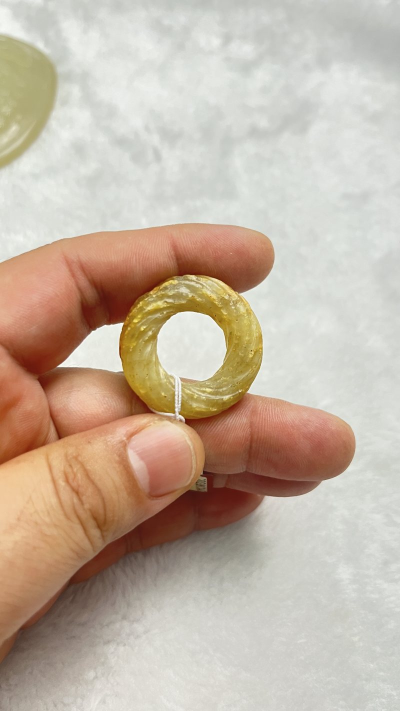玉绞丝环 - 图3