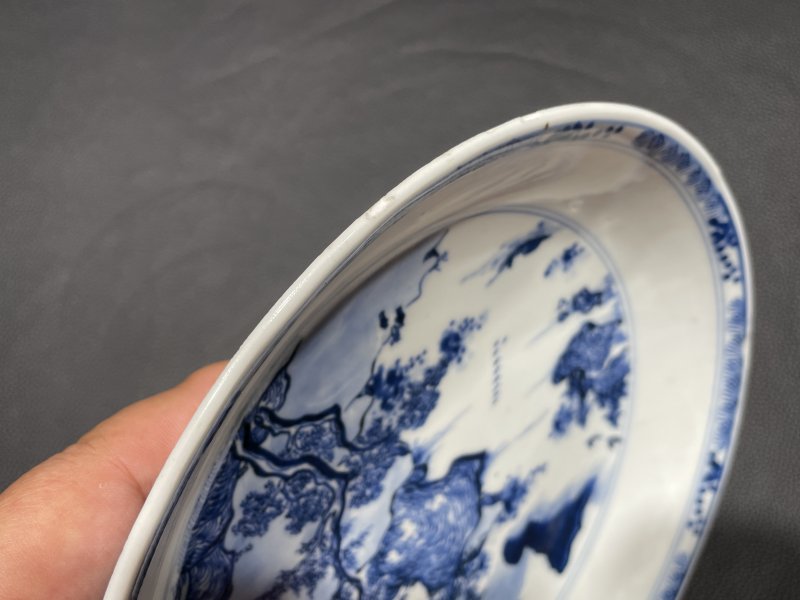清康熙 早期青花披麻皴山水人物纹盘 - 图11