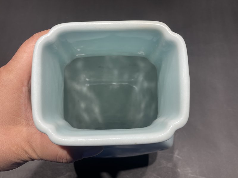 清光绪 粉青釉贯耳瓶 - 图6