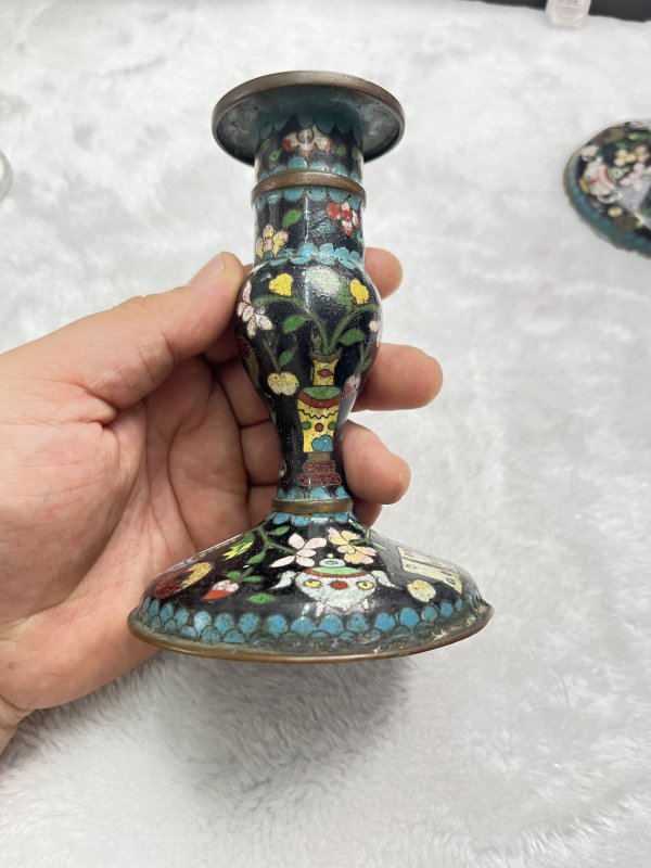 景泰蓝花卉纹烛台一对 - 图3