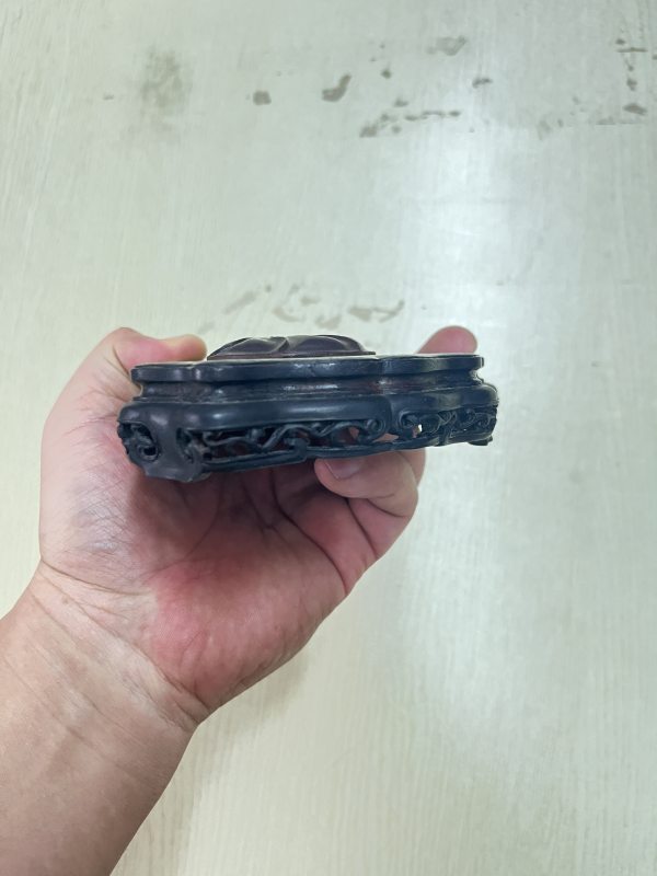 紫檀卷草纹花形器座 - 图4